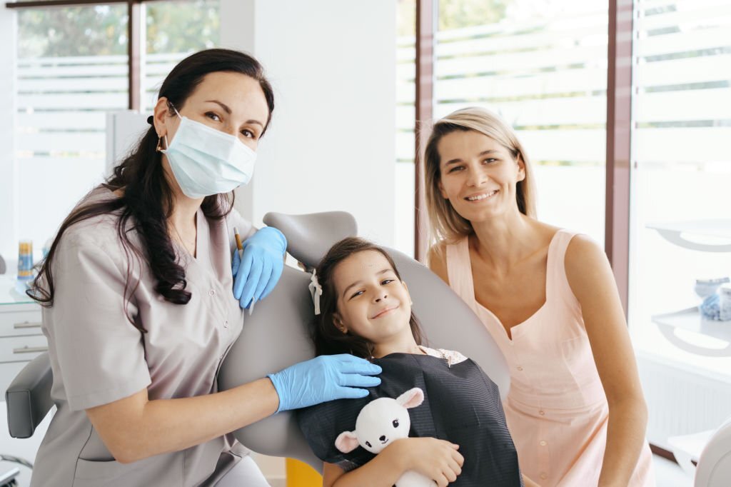 Understanding The Range Of Services Offered By Family Dentists